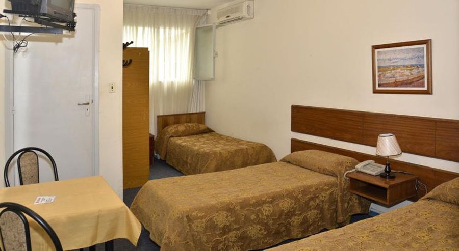 Hotel Hispano Montevideo Esterno foto
